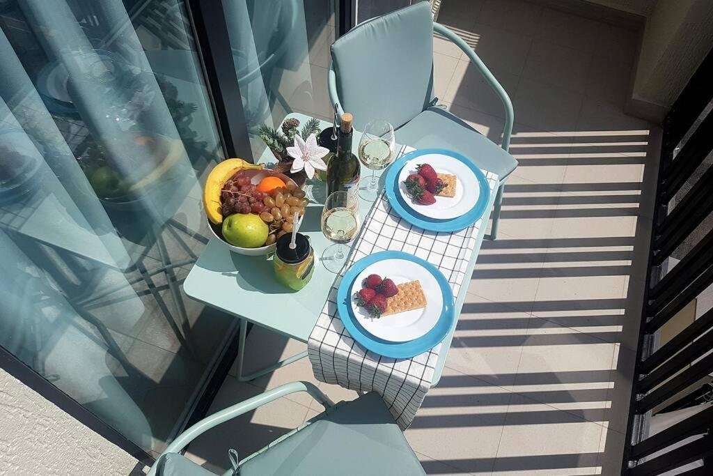 'Mint Fresh' Summer Studio In Batumi City Center Apartman Kültér fotó