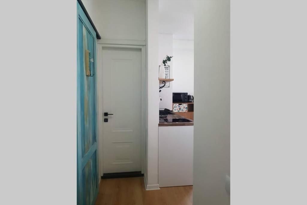 'Mint Fresh' Summer Studio In Batumi City Center Apartman Kültér fotó