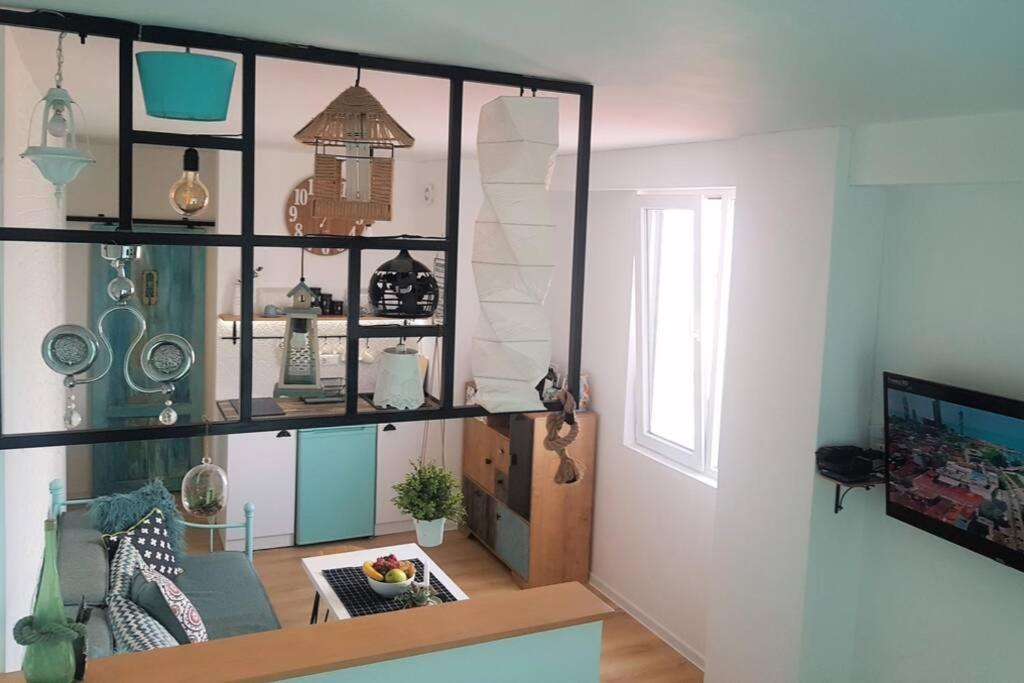 'Mint Fresh' Summer Studio In Batumi City Center Apartman Kültér fotó