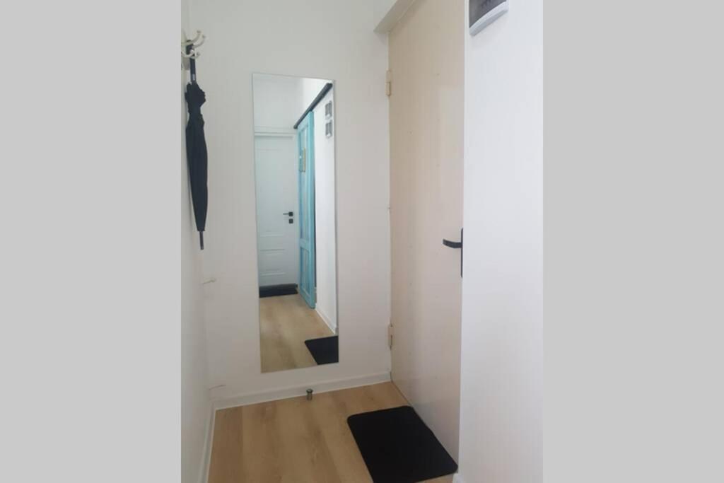 'Mint Fresh' Summer Studio In Batumi City Center Apartman Kültér fotó