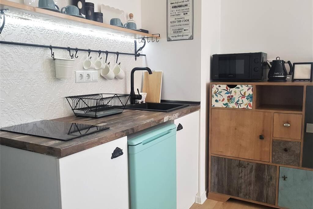 'Mint Fresh' Summer Studio In Batumi City Center Apartman Kültér fotó
