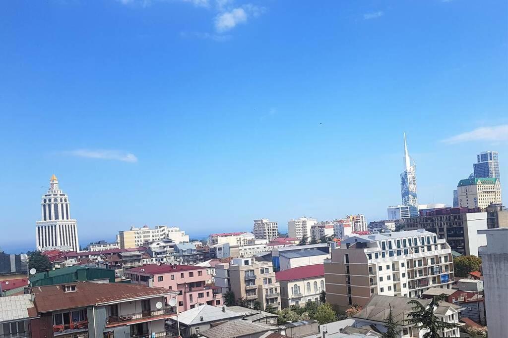 'Mint Fresh' Summer Studio In Batumi City Center Apartman Kültér fotó